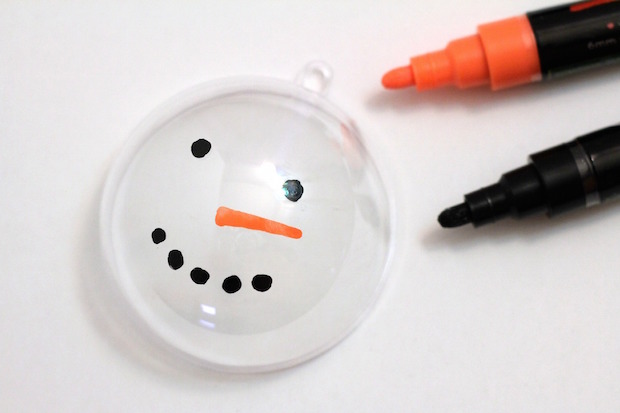 Easy DIY Snowman Ornament
