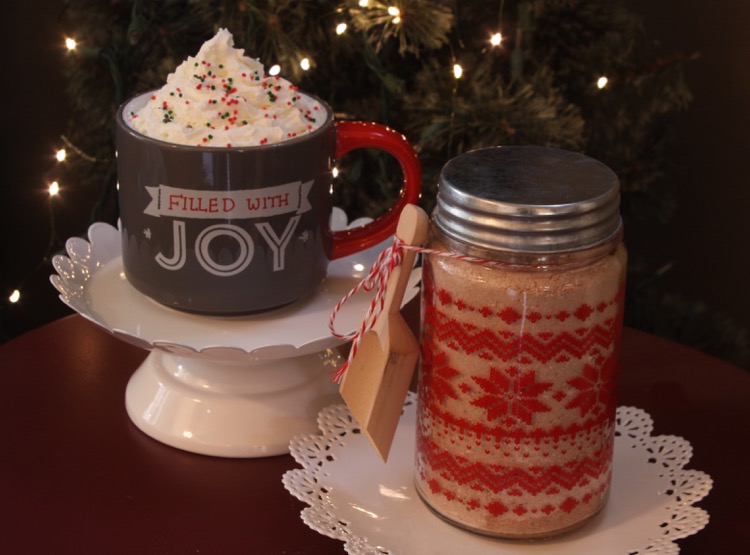 DIY Hot Cocoa Mix - great for gifting