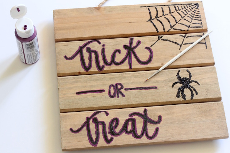 DIY Stenciled Wood Halloween Sign