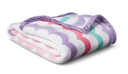 target-bed-pillowf-blanket