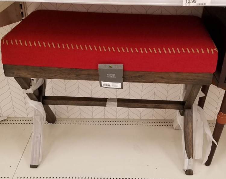 target-read-clear-xmas-70-diana-red-bench