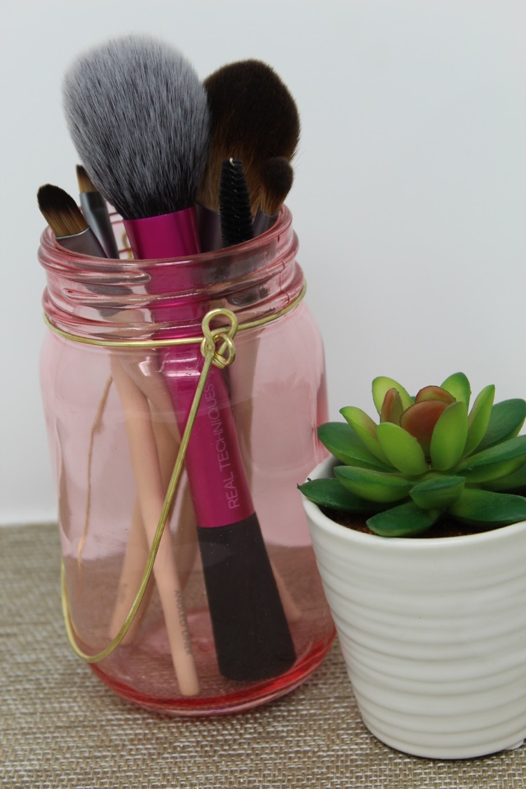 EcoTools and Real Techniques makeup brushes for spring