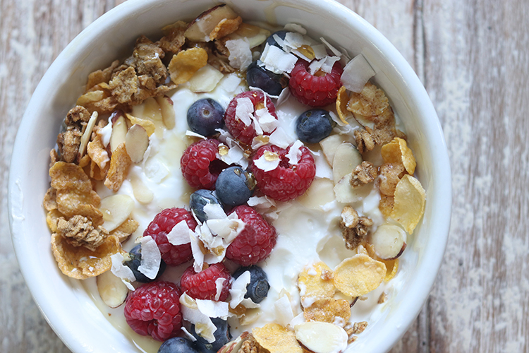 Smoothie Bowl with Honey Bunches of Oats