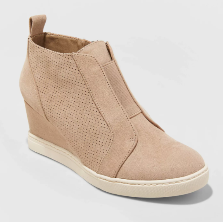 Extra 20% off Women’s Shoes at Target.com