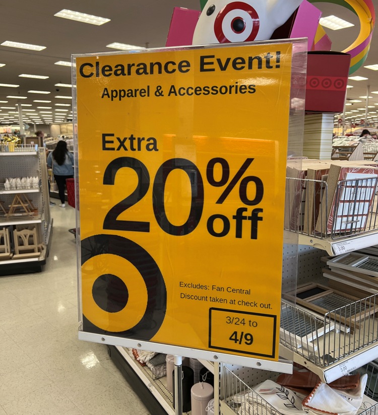Extra 20% off Clearance Clothing & Accessories