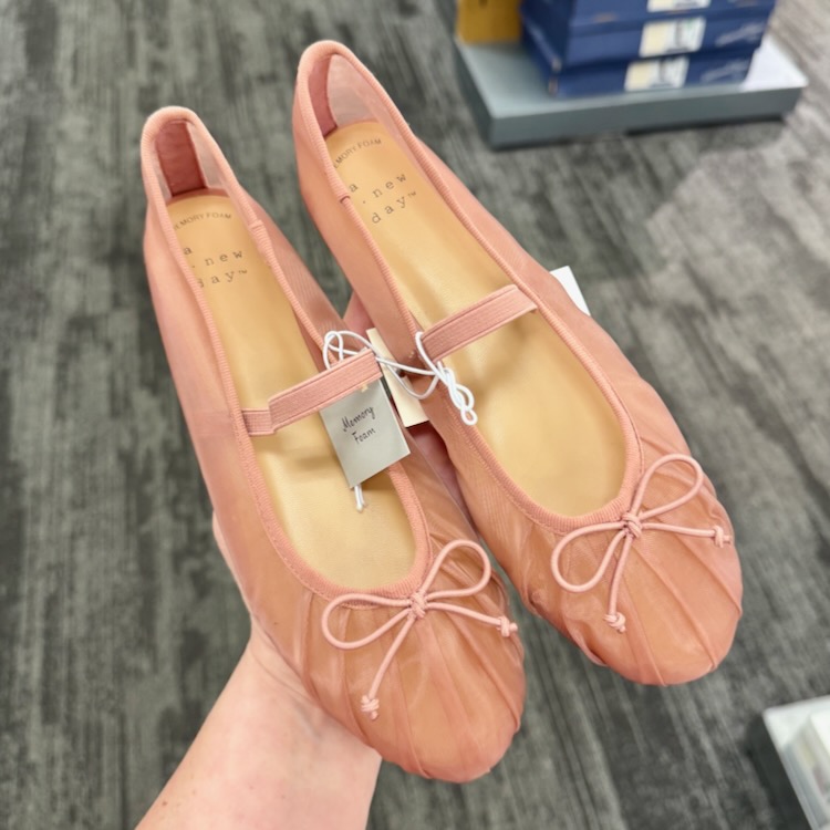 30% off Shoes
